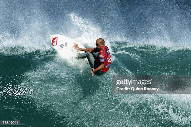 Kelly Slater of the USA carves on the lip of the wave during round three of the Rip Curl Pro on April 10, 2007 at Johanna Beach, Australia.