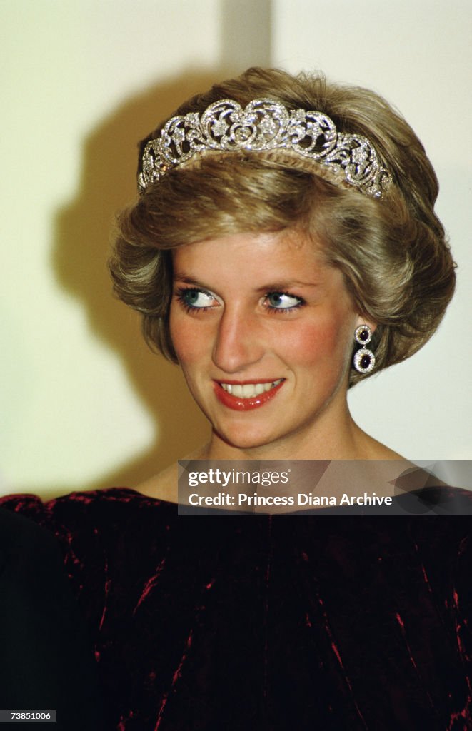Princess Diana at a state dinner in Canberra, November 1985. News Photo ...