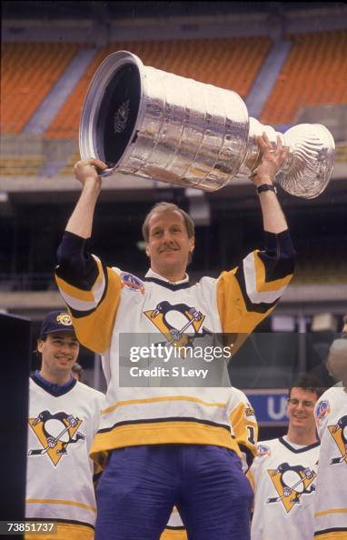 Shell Samuelson Nhl Swedish professional ice hockey player Kjell Samuelsson of the... News ...