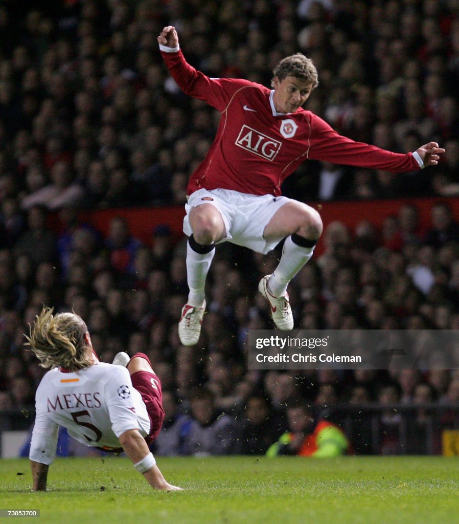 Manchester United v AS Roma