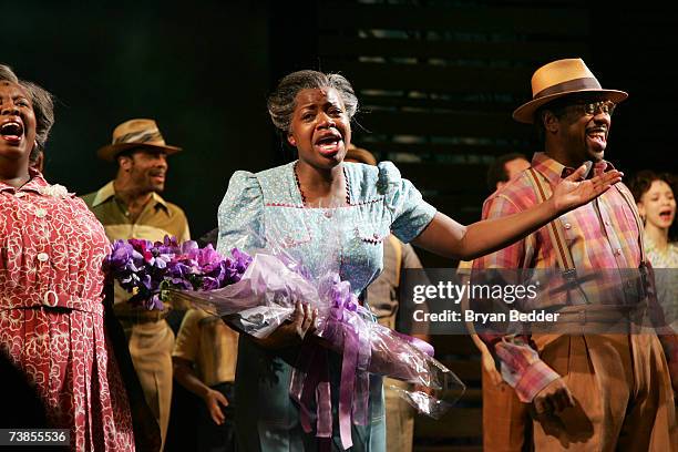 Singer Fantasia debuts on stage during the curtain call of The Color Purple at the Broadway Theater April 10, 2007 in New York City.