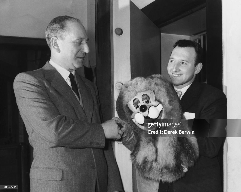 British ventriloquist Terry Hall and his television partner Lenny The