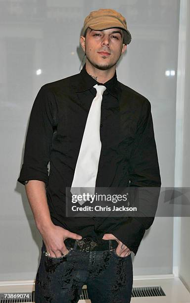 Singer Richard "Abs" Breen attends the Mark Foster Testimonial Dinner at the Royal Lancaster Hotel in London, on April 12, 2007. The dinner is held...