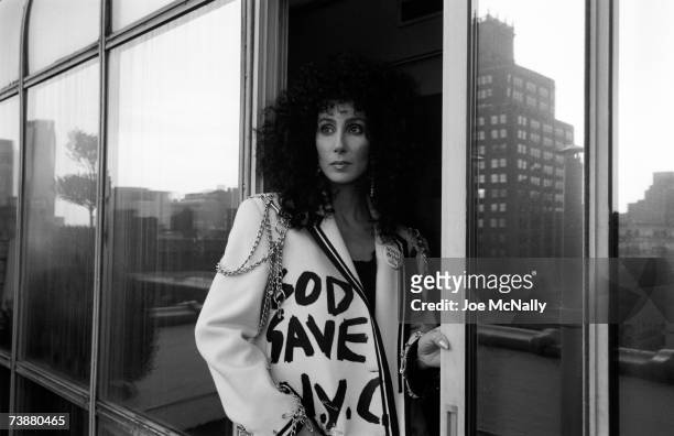 Singer Cher poses for photos on January 1988 in New York City.