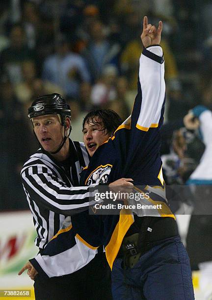 Jordin Tootoo of the Nashville Predators salutes the fans after a third period brawl with the San Jose Sharks during their 2007 Western Conference...