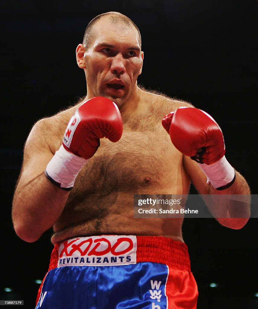 Boxing Nikolai Valuev v Ruslan Chagaev
