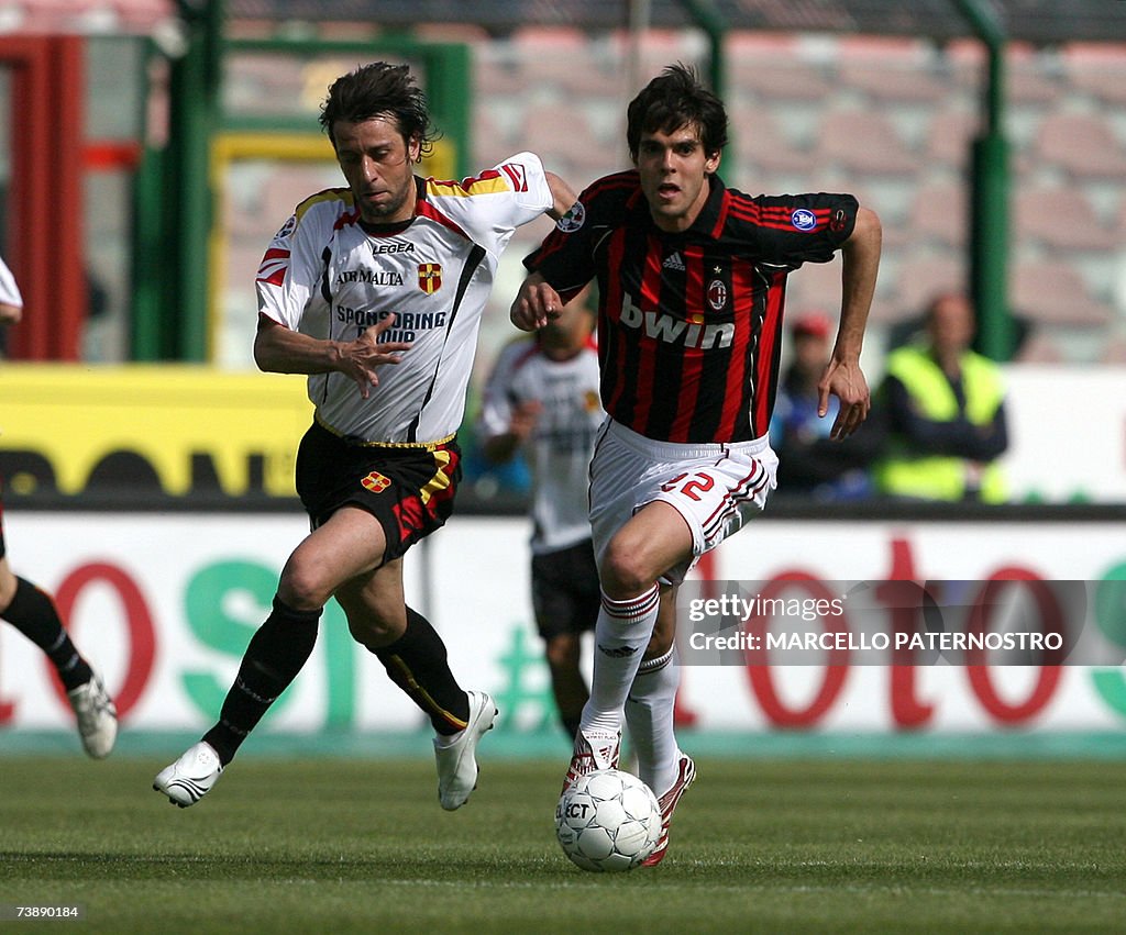 Milan's midfielder Kaka of Brazil (R) vi...