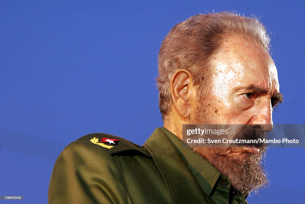 Fidel Castro Speaks In Holguin