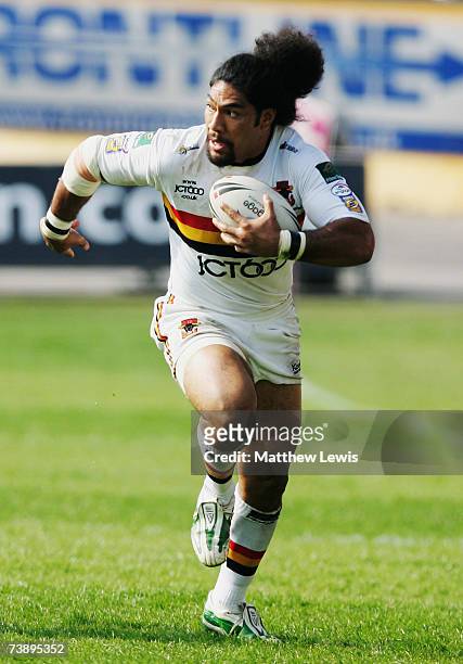 Lesley Vainikolo of Bradford Bulls in action during the engage Super League match between Bradford Bulls and Hull KR at Odsal on April 15, 2007 in...