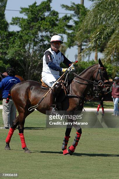 Actor Tommy Lee Jones competes with his Polo Team San Saba in the Stanford U.S. Open at International Polo Club Palm Beach April 16, 2007 in...