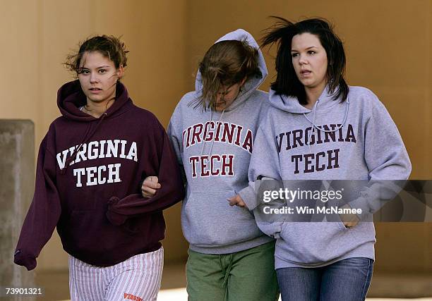 Virginia Tech Rip Virginia Tech Massacre Photos and Premium High Res Pictures - Getty Images