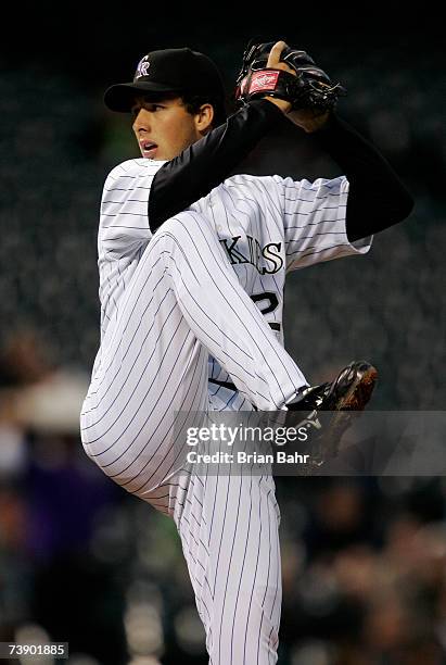 Starting pitcher Jeff Francis of the Colorado Rockies delivers a pitch against the San Francisco Giants on April 16, 2007 at Coors Field in Denver,...