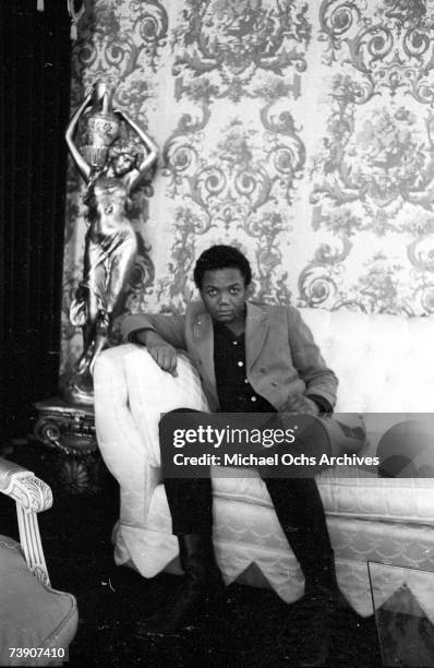 Photo of Lamont Dozier.