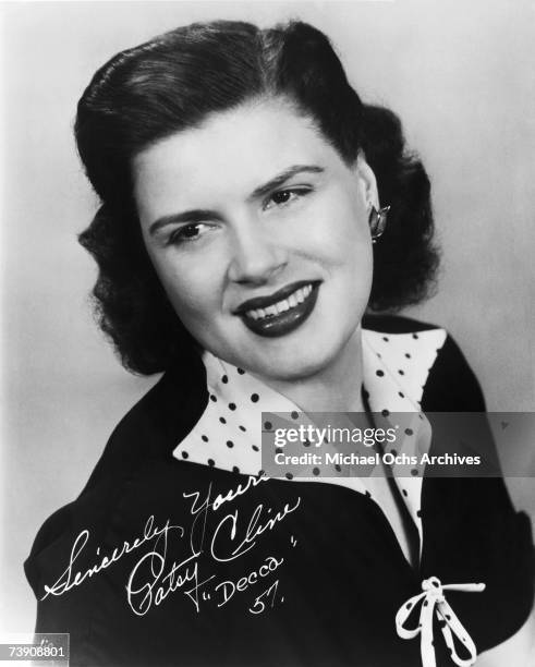 Patsy Man Patsy Cline Photos and Premium High Res Pictures - Getty Images