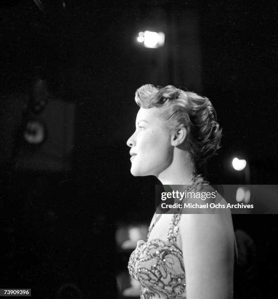 Singer Patti Page performs on the Ed Sullivan Show on October 25, 1953 in New York City, New York.