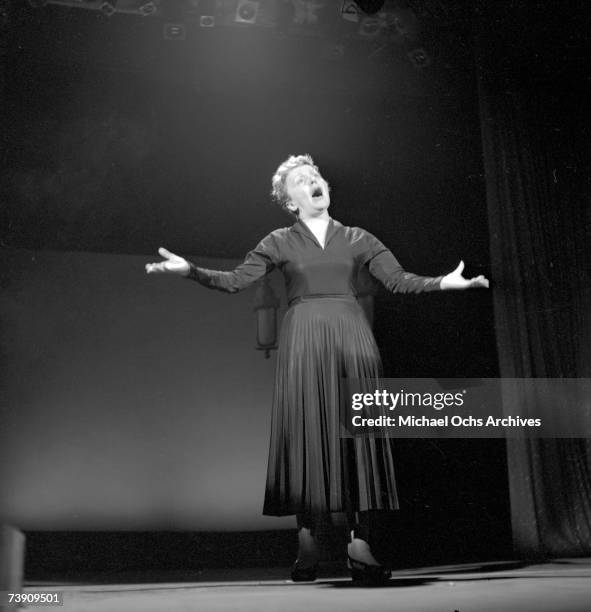 Photo of Edith Piaf.