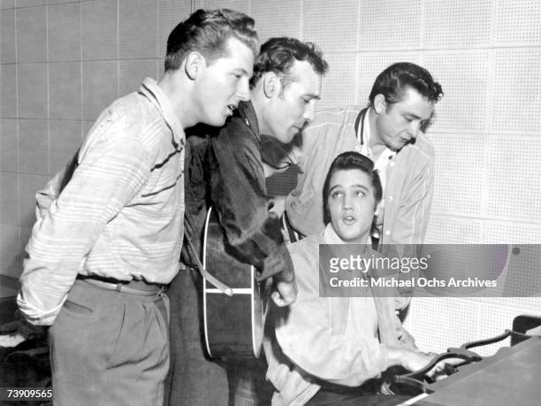 Rock and roll musicians Jerry Lee Lewis, Carl Perkins, Elvis Presley and Johnny Cash as "The Million Dollar Quartet" December 4, 1956 in Memphis,...