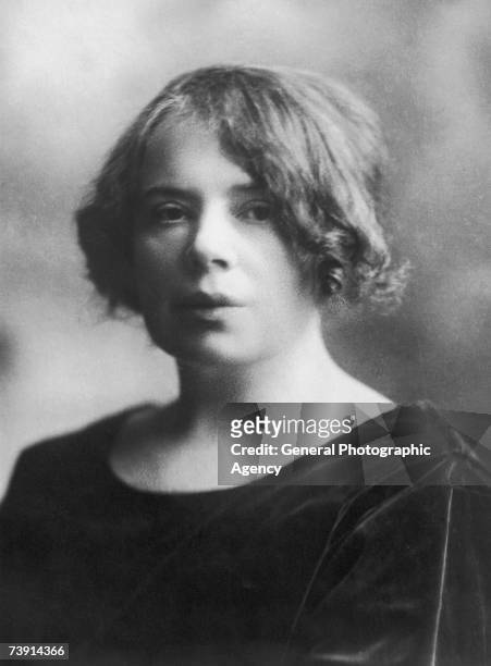 Marxist revolutionary Natalia Sedova , the second wife of Leon Trotsky, circa 1910.