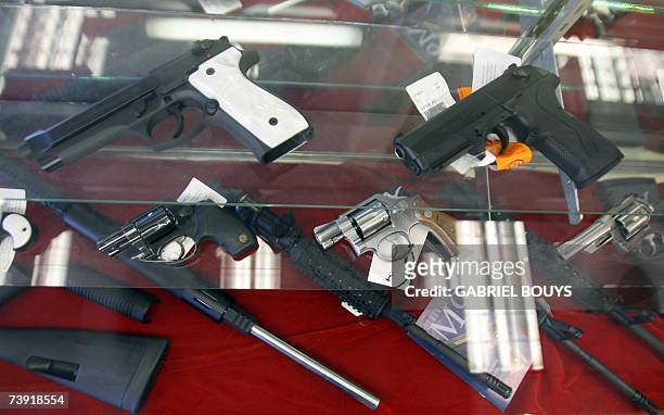 Glendale, UNITED STATES: Weapons are for sale at the Gun Gallery in Glendale, California, 18 April 2007. The massacre at Virginia Tech has ignited...