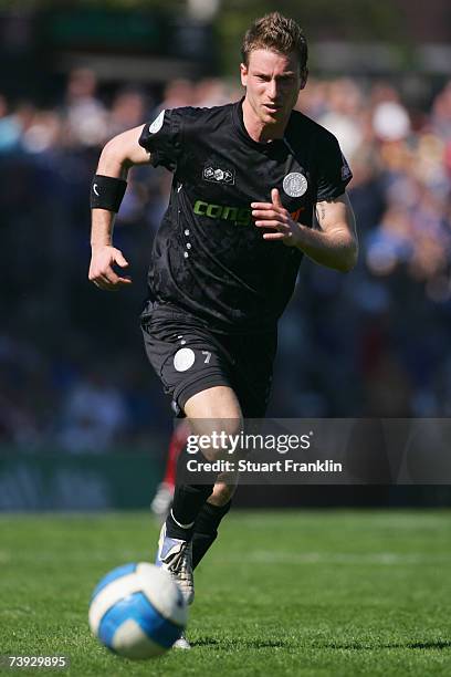 Marvin Braun of St. Pauli in action during the Third League match between FC St.Pauli and Holstein Kiel at the Millerntor stadium on April 14, 2007...