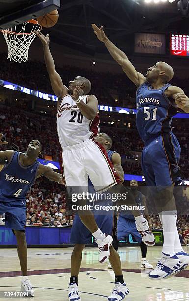 Eric Ruffin Photos and Premium High Res Pictures - Getty Images