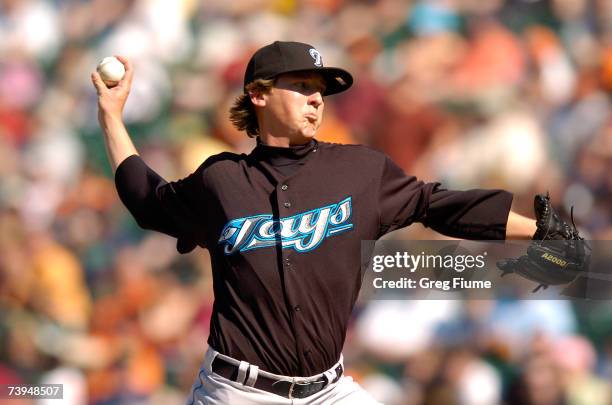 Jamie Vermilyea of the Toronto Blue Jays pitches against the Baltimore Orioles at Camden Yards April 22, 2007 in Baltimore, Maryland.