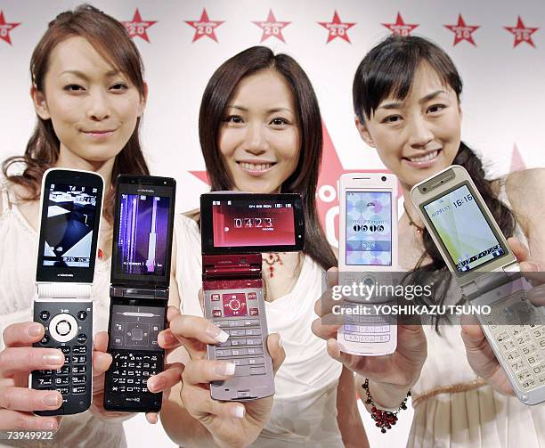 Docomo Unveils New Mobile Phones Photos and Premium High Res Pictures ...