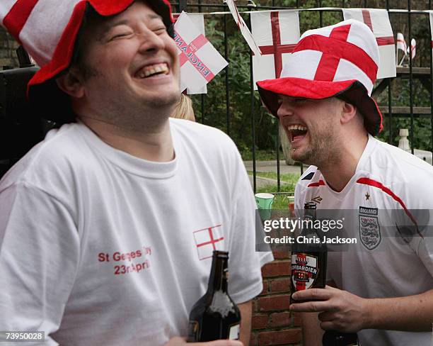 Men enjoy an early morning beer during the Capital Radio St Georges Day Recording at Ye Old St Georges Pub in Beckenham on April 23, 2007 in London,...