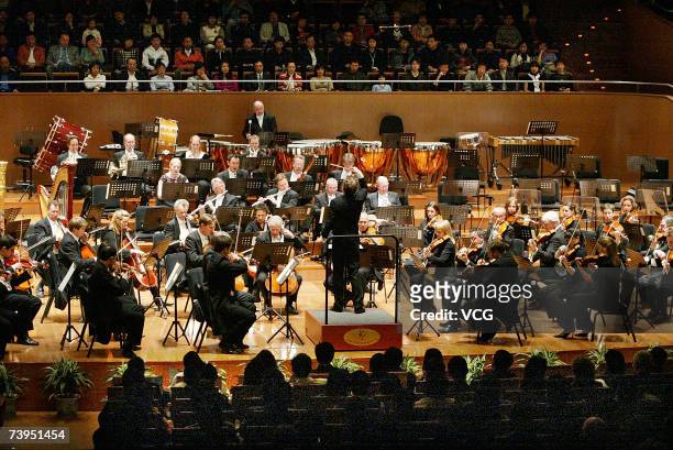 The London Symphony Orchestra performs at the Shanghai Oriental Art Center - Oriental Concert Hall April 22, 2007 in Shanghai, China. The orchestra...