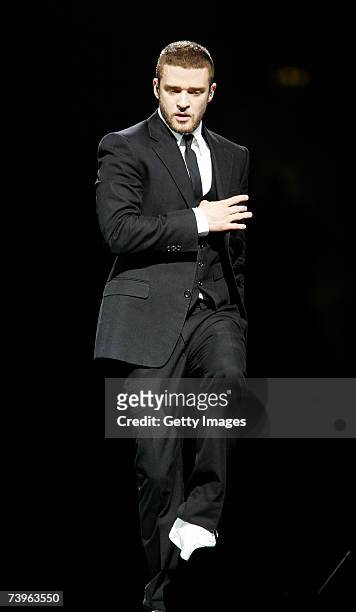 Justin Timberlake performs on stage at the Odyssey Arena on the first date of the UK leg of his 'FutureSex/LoveShow' World Tour on April 24, 2007 in...