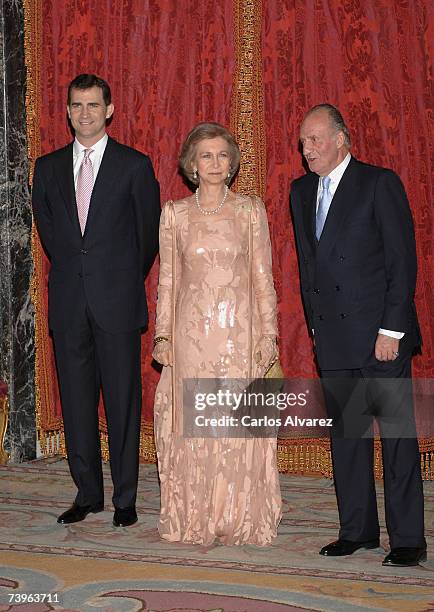 King Juan Carlos of Spain , Queen Sofia of Spain and Crown Prince Felipe of Spain await to receive Pakistan President Pervez Musharraf and wife Sehba...