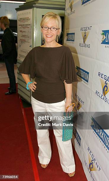 Actress Rachael Harris arrives at the screening of Stephanie Daley held at the Regent Showcase Theater April 24, 2007 in Hollywood California.