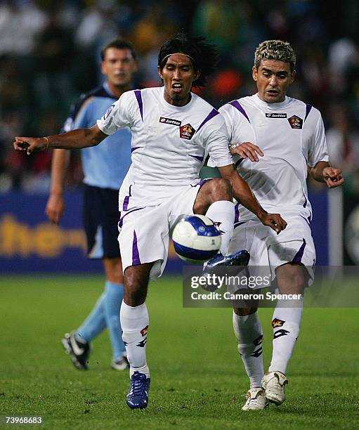 Budi Sudarsono of Persik Kediri kicks the ball during the Asian Champions League Group E match between Sydney FC and Persik Kediri at Parramatta...