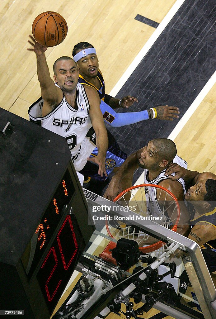 Denver Nuggets v San Antonio Spurs, Game 2