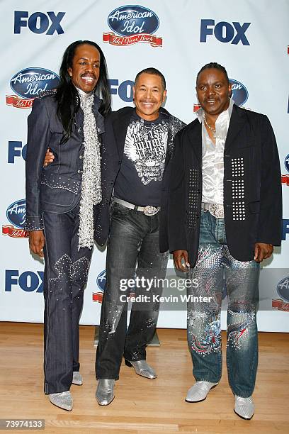 Musicians Verdine White, Ralph Johnson and Philip Bailey from the band "Earth, Wind and Fire" pose in the press room during the "American Idol Gives...