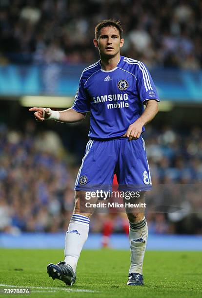 Frank Lampard of Chelsea gestures during the UEFA Champions League semi final, first leg match between Chelsea and Liverpool at Stamford Bridge on...