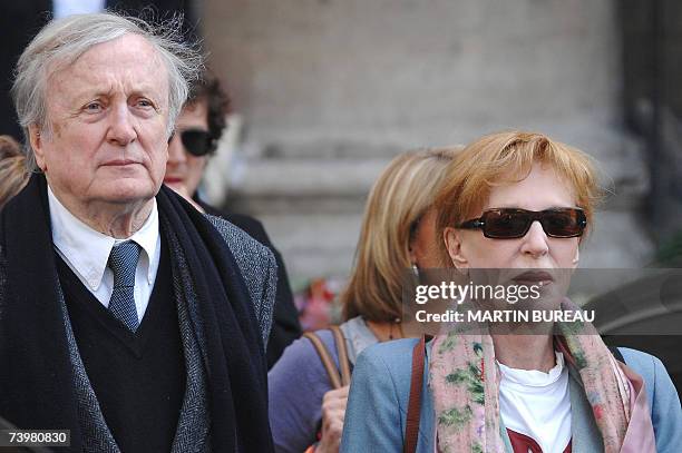 French actor Claude Rich leaves Saint-Eustache's church after attending the funeral mass of French actor Jean-Pierre Cassel, 26 April 2007 in Paris....