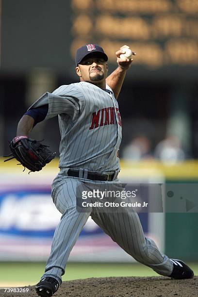 Starting pitcher Johan Santana of the Minnesota Twins pitches against the Seattle Mariners on April 19, 2007 at Safeco Field in Seattle, Washington.