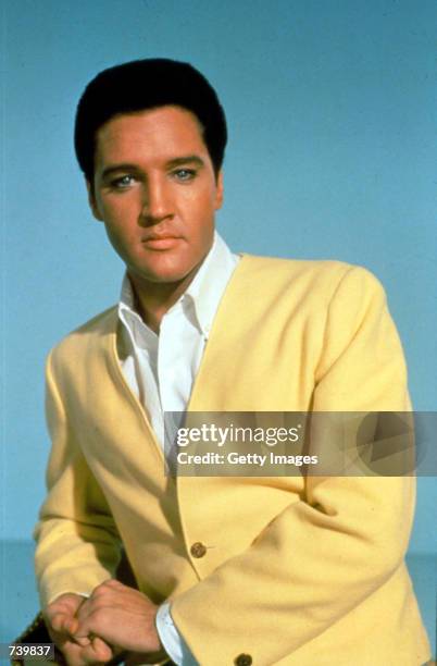 Elvis Posing Tutorial 15,964 Elvis A Presley Photos & High Res Pictures - Getty Images