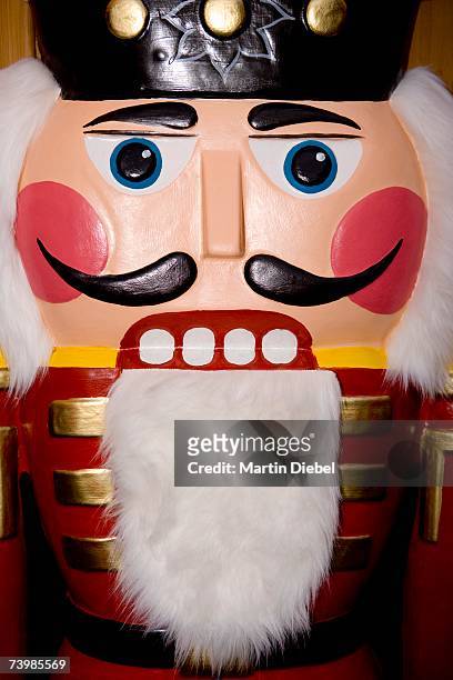soldier nutcracker - nutcracker stock pictures, royalty-free photos & images