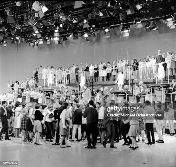 Ron Elliott, guitarist Declan Mulligan, drummer John Petersen, singer Sal Valentino and bassist Ron Meagher of the bBeau Brummels perform on a TV...