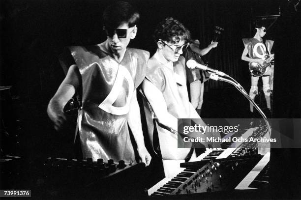 Devog Music 2,895 Devo Images Stock Photos, High-Res Pictures, and Images - Getty ...