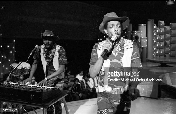 Ronnie Wilson and Charlie Wilson of funk group "Gap Band" performs onstage for a TV show on September 4, 1980 in Los Angeles, California.