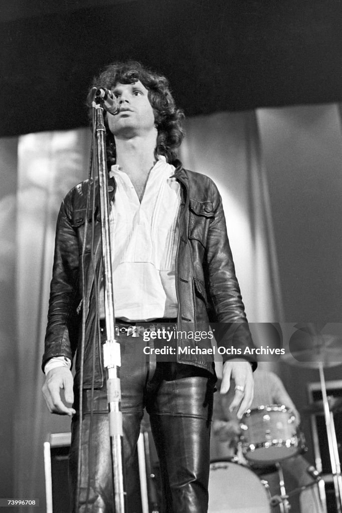 Jim Morrison Of The Doors Performs Live On Stage Circa 1968 News Photo jim-morrison-of-the-doors-performs-live-on-stage-circa-1968-news-photo