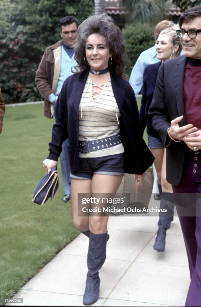 Elizabeth Taylor On A Walk