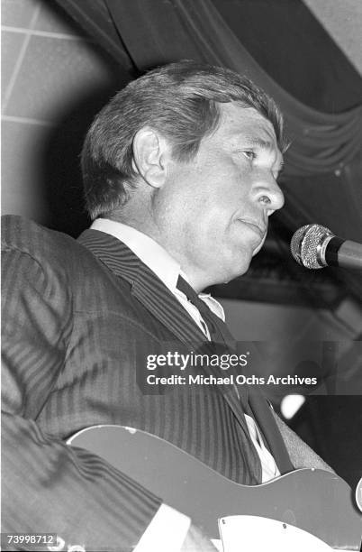 553 Buck Owens Photos & High Res Pictures - Getty Images
