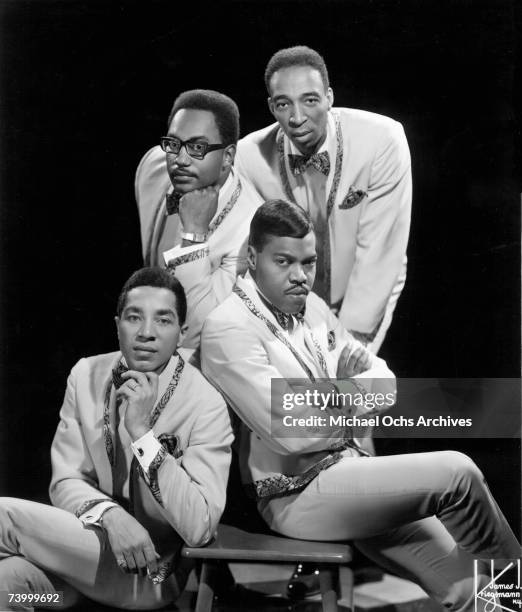 Photo of Smokey Robinson & The Miracles. Bobby Rogers top left.