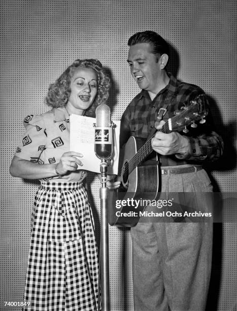 Merle Travis Photos and Premium High Res Pictures Getty Images