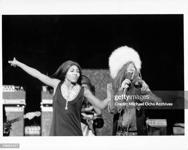 Rock and roll singers Janis Joplin and Tina Turner perform on stage at Madsion Square Garden, New York on November 27, 1969.