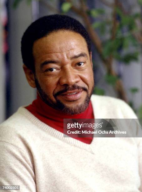 Singer/songwriter Bill Withers poses for a portrait session in 1985.
